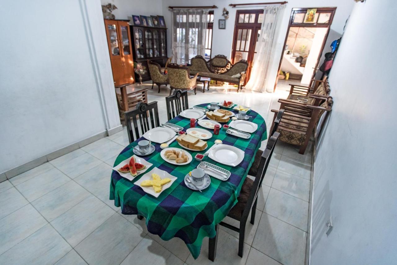 Gamage Friendly Home Kandy Exterior photo